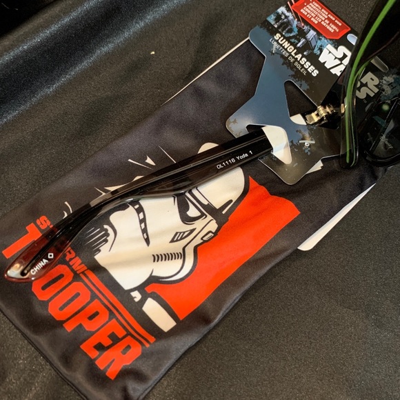 NWT Star Wars Yoda Wayfarer Mirror lens Sunglasses - Picture 6 of 9